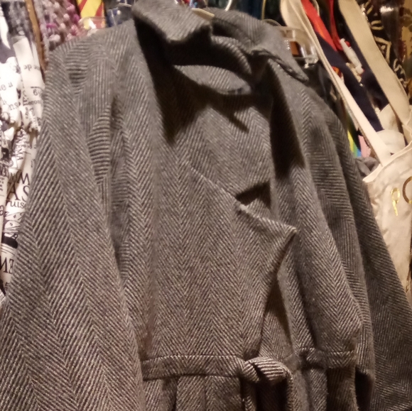 Jackets & Blazers - UK designer 100% wool coat size medium